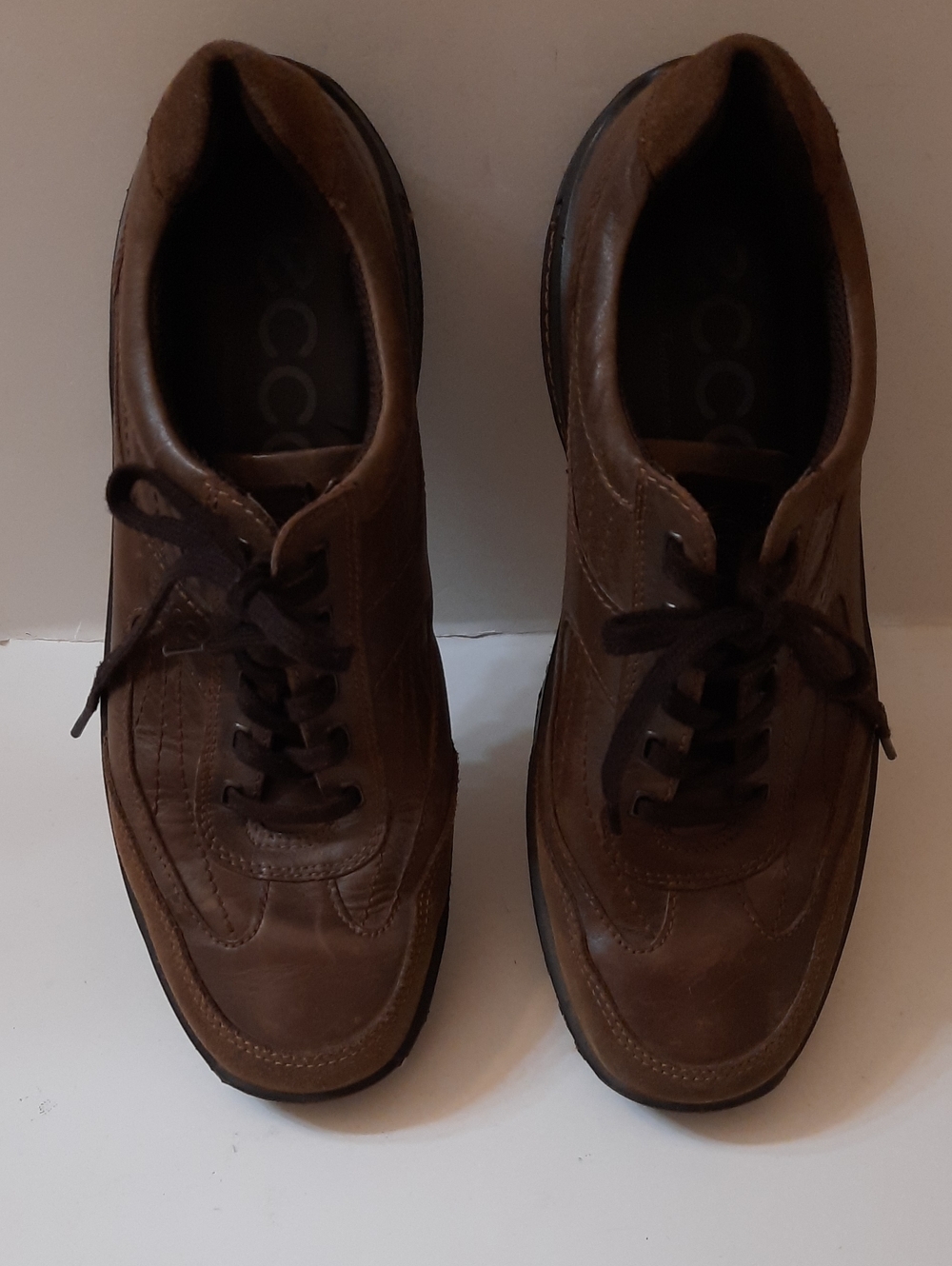 Ecco Brown Leather Lace-Up Oxfords